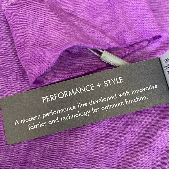 NWT - CALVIN KLEIN - Performance Top (L) - Picture 7 of 12